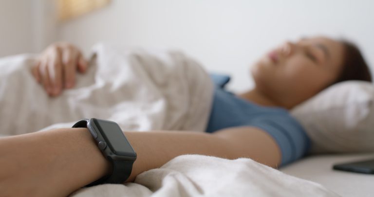 Wysokie tętno w nocy – przyczyny i objawy
